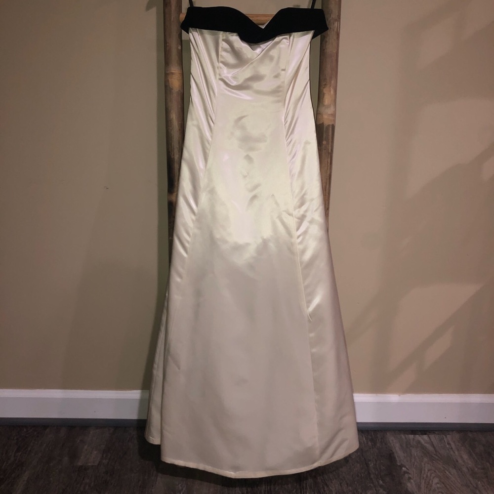 Gunne Sax Ivory Satin Dress